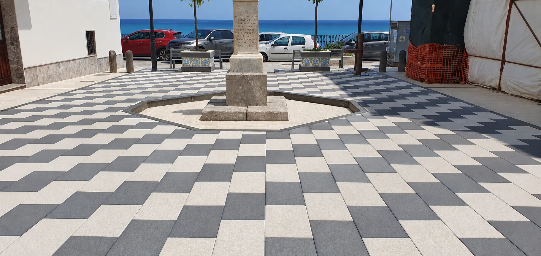 Giardini Naxos (ME) - Piazzetta